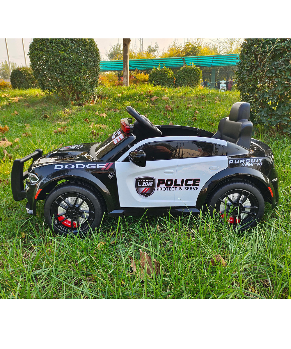 ZB911 Dodge Licensed Police car thumbnail 2